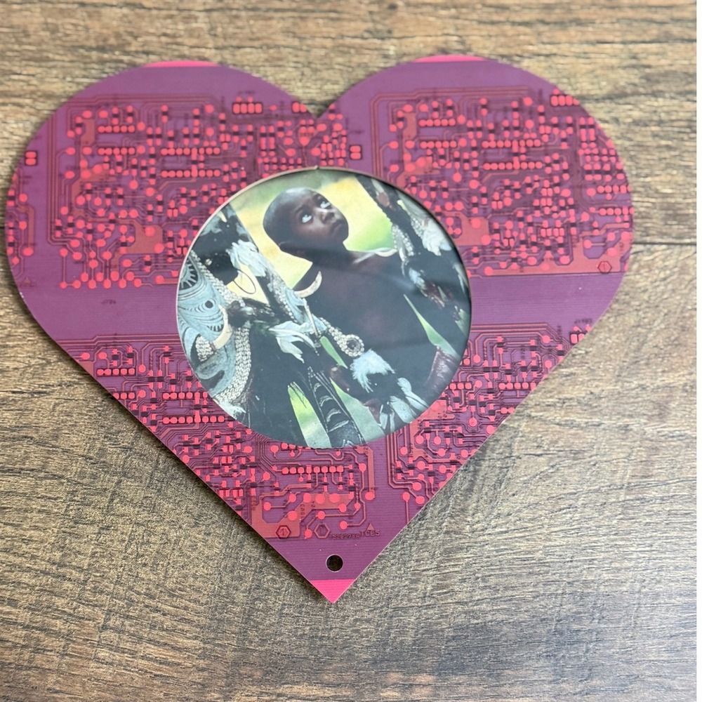 Recycled Circuit Board PCB‎ Heart Photo Frame Upcycled Tech Art Valentine Decor